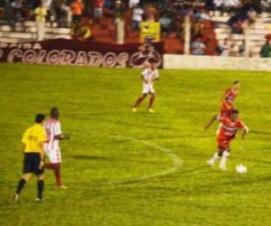 Caiçara e Colorado brigam pela liderança do estadual