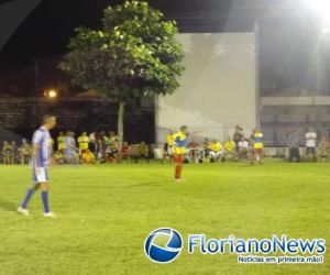 Realizado em Floriano o Torneio início da IX edição do Campeonato Os Quarentões