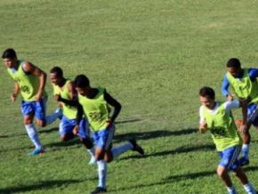Recém-contratado, Cleitinho busca entrosamento e vaga no time titular
