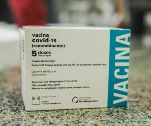 Piauí recebe 87 mil doses de vacina contra Covid para idosos e pessoas com comorbidades