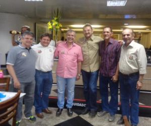 Gustavo Neiva participa de evento político em Floriano