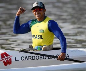 Luís Carlos Cardoso é campeão mundial de paracanoagem