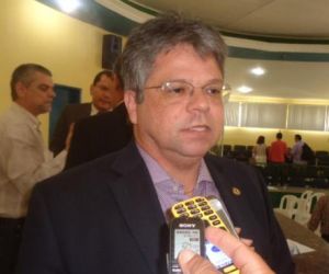 Deputado Gustavo participou de Audiência Pública para implantação do curso de Medicina em Floriano