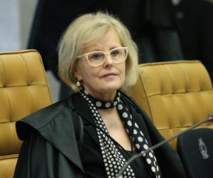 Rosa Weber deixa para Toffoli ação que quer obrigar Bolsonaro a exibir supostas fraudes nas urnas