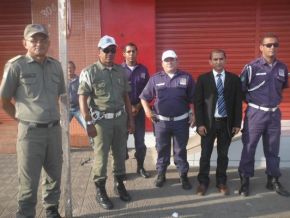 Iniciada operação de desobstrução do trânsito no centro de Floriano