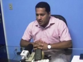 Gleydson Resende exonera ex-diretora do Hospital Municipal de cargo por traição política