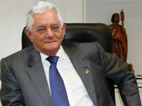 Processo que pede cassação do Prefeito de Marcos Parente tramita sem julgamento
