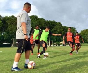 Com foco no Rivengo, Galo Carijó se reapresenta aos treinos