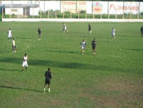 Barras surpreende Cori e reencontra caminho da vitória