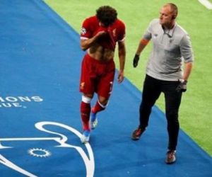 Otimista por Copa, Salah se manifesta após lesão: "Sou um lutador"