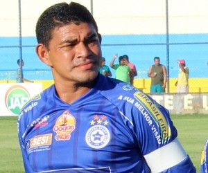 Totonho é denunciado pelo STJD e pode ficar fora com gancho na Série D