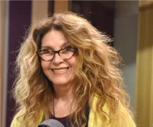 Wanderléa cai com fluência no choro em álbum que expõe o gingado da voz da cantora