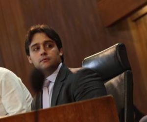 Deputado quer laboratórios realizando coleta de idosos e acamados em suas residências