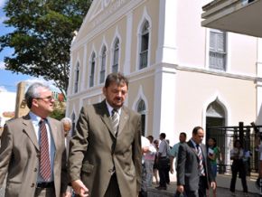 Governador faz balanço e reconhece avanços em 180 dias