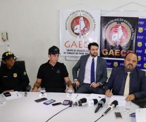 Ex-prefeito e cinco empresários são presos na operação do Gaeco