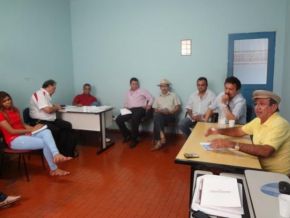 Sindicato dos Comerciários realiza reunião com a categoria