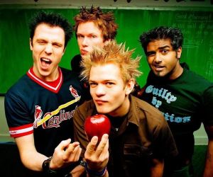 Sum 41 anuncia fim da banda após 27 anos