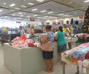 Comércio de Floriano funciona em horário especial a partir desta quinta