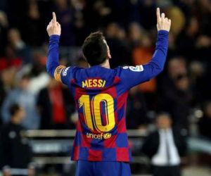 Messi dá espetáculo e Suárez faz golaço em vitória do Barcelona sobre o Mallorca