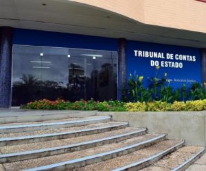 TCE-PI bloqueia contas de prefeituras e câmaras do Estado