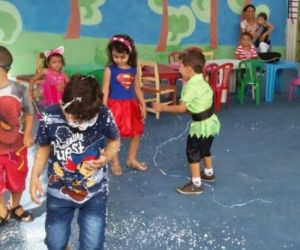 Instituto Educacional Anjos do Saber realiza baile de carnaval