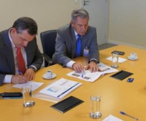 Ciro Nogueira discute com a Infraero plano para o aeroporto de Teresina