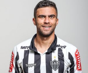 De Galo para Galo: River busca zagueiro do Atlético-MG