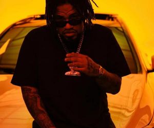 Luccas Carlos aposta no romantismo sensual do R&B "Sei lá" no terceiro single de 2023