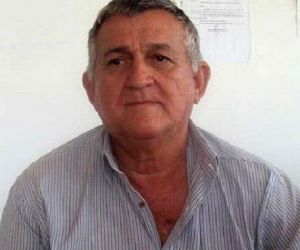 Delegado expulso da Polícia volta ao cargo e é suspenso