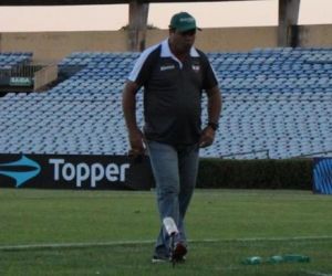 Vica vê River-PI "confiante e corajoso" após empate com Fortaleza na Série C