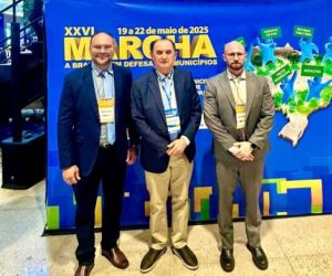 Prefeito de Floriano participa da XXVI Marcha a Brasília em Defesa dos Municípios