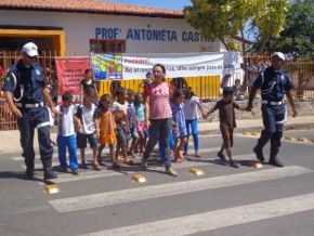 Projeto conscientiza comunidade escolar sobre segurança no trânsito