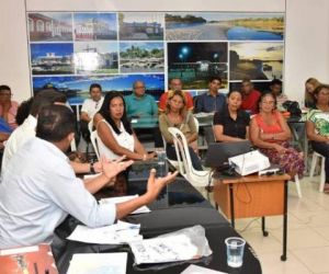 Executivo reúne representantes de bairros para discutir orçamento de Floriano 2019
