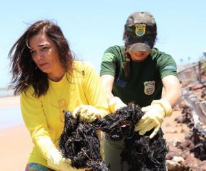 "Não se sabe ao certo qual o impacto isso terá", diz secretária sobre manchas de óleo