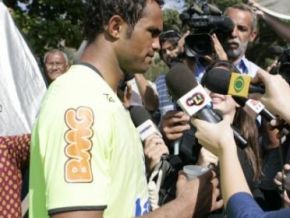 Goleiro Bruno diz que está sofrendo com desaparecimento de Eliza