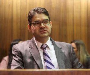 Luciano Nunes formaliza o retorno à Mesa Diretora da Assembleia