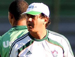 Muricy afirma que seleção não é obsessão e faz lobby por Scolari