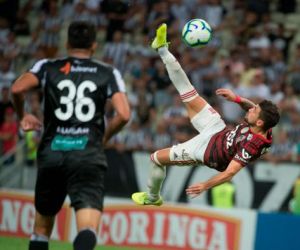 Flamengo agarra a chance e assume a liderança no Ceará com um 3 a 0 no Castelão