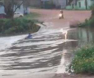 Mulher é arrastada pela correnteza durante chuva e some em Teresina