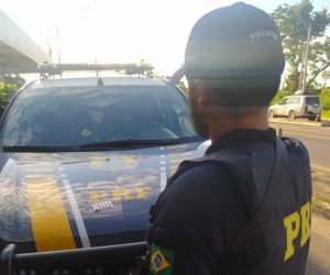 Em Floriano, PRF autua homem por porte de "rebites" para consumo