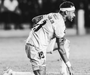 "Dias melhores virão": Neymar se manifesta após eliminação do Santos