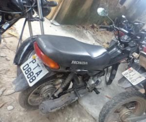 PM apreende motocicleta com placa adulterada em Barão de Grajaú