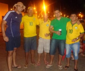 Dr. Luiz Heront comemorou vitória do Brasil ao lado de cunhado e amigos em Barão de Grajaú