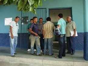 Blog Agente 190 é barrado em reunião da banda de música em Floriano