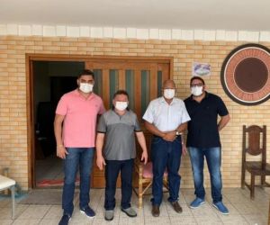 Prefeito de Teresina define instalação de usinas de oxigênio após risco de desabastecimento
