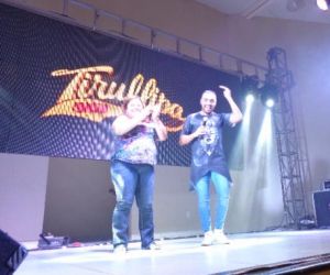 Público lota show do humorista Tirullipa em Floriano
