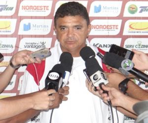 Frieza dos números mostram: Flávio já tem os titulares para estreia na Série D