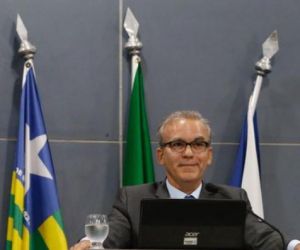 Firmino Filho afirma que Themístocles quer transformar Câmara em "puxadinho" da Alepi