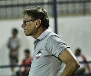 Waldemar Lemos deixa o comando do River