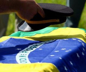 Comandante anuncia promoção "post-mortem" a policiais militares vítimas da Covid-19